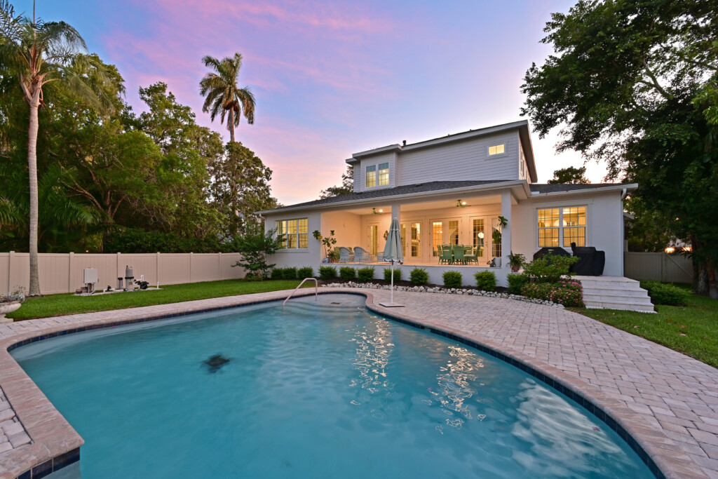 custom home builder sarasota
